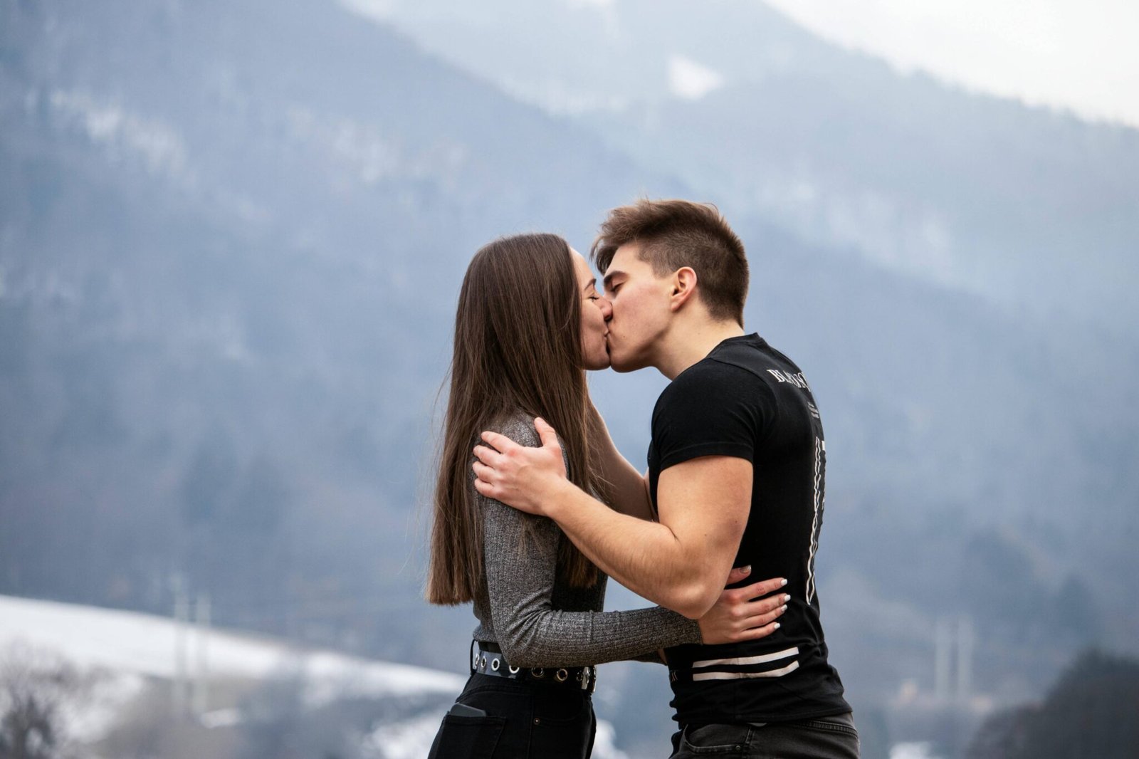 Romantic Questions to Ask Your Girlfriend